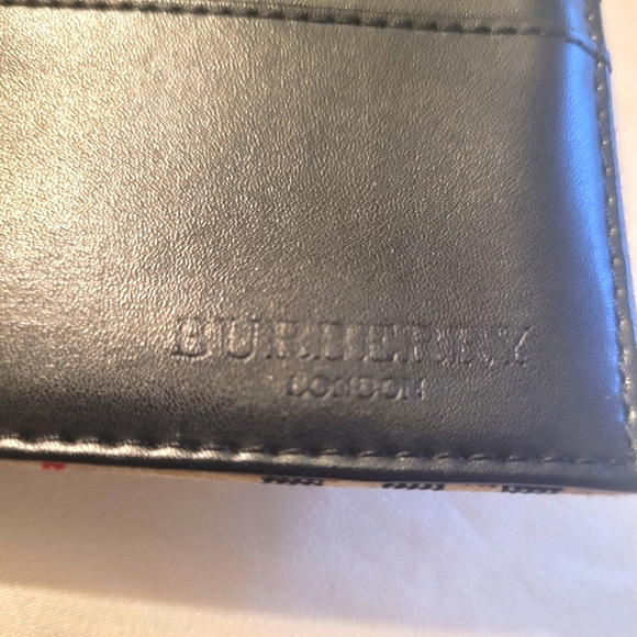 Burberry Wallet - Picture 2 of 6